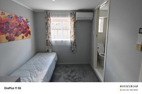 Photo of property in 1/10 Stanaway Street, Hillcrest, Auckland, 0627