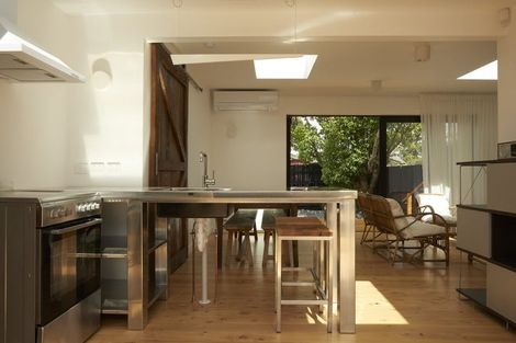 Photo of property in 69 Kauri Road, Stanmore Bay, Whangaparaoa, 0932