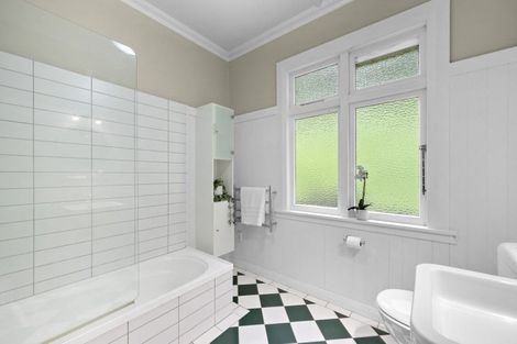 Photo of property in 16 Kowhai Street, Eastbourne, Lower Hutt, 5013