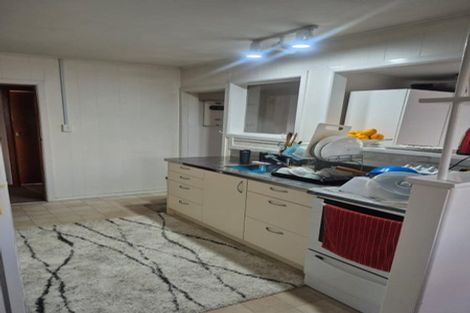 Photo of property in 35 Mclean Avenue, Papatoetoe, Auckland, 2025