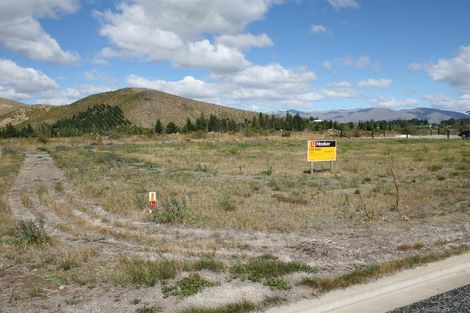 Photo of property in 12 Cirrus Place, Omarama, 9412