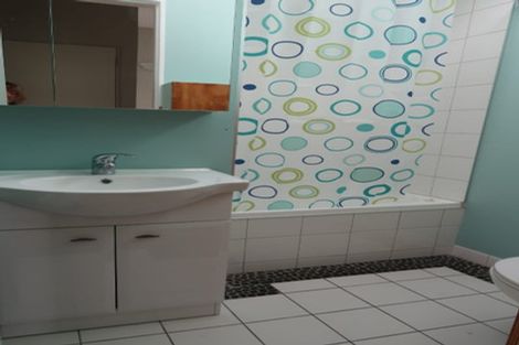 Photo of property in Mondrian Townhouses, 8/24 Hanson Street, Mount Cook, Wellington, 6021