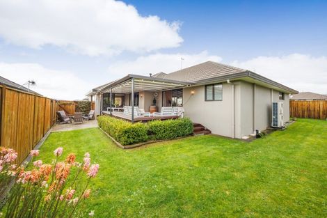 Photo of property in 172 Pacific Drive, Fitzherbert, Palmerston North, 4410