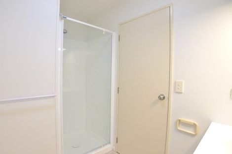 Photo of property in 104 Kingdale Road, Henderson, Auckland, 0610