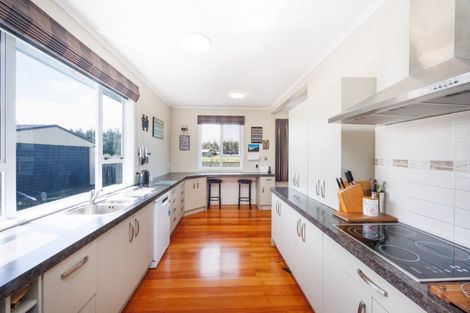 Photo of property in 1331 Rongotea Road, Kairanga, Palmerston North, 4475