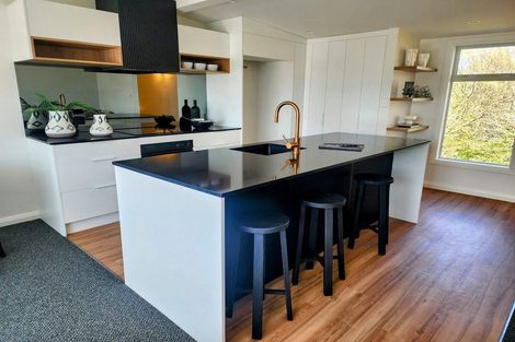 Photo of property in 2 Tiraumea Street, Palmerston North, 4410