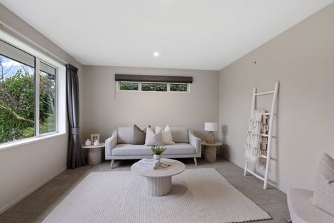 Photo of property in 16 Bamber Crescent, Halswell, Christchurch, 8025