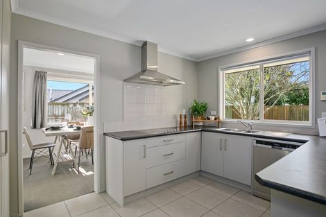 Photo of property in 12 Brancaster Place, Cambridge, 3434