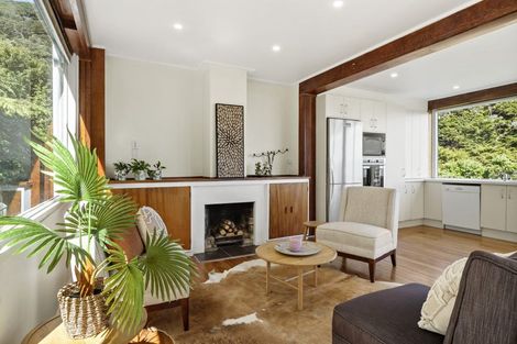 Photo of property in 287a Muritai Road, Eastbourne, Lower Hutt, 5013