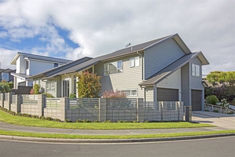 Photo of property in 6 Swindon Close, Mellons Bay, Auckland, 2014