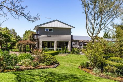 Photo of property in 52 Whakaroa Road, Kinloch, Taupo, 3385