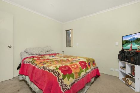 Photo of property in 19 Ashmere Lane, Weymouth, Auckland, 2103