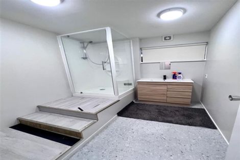 Photo of property in 1/117 Golf Road, New Lynn, Auckland, 0600