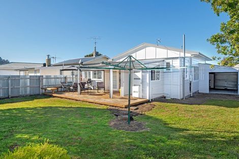 Photo of property in 27 Carnarvon Street, Gisborne, 4010
