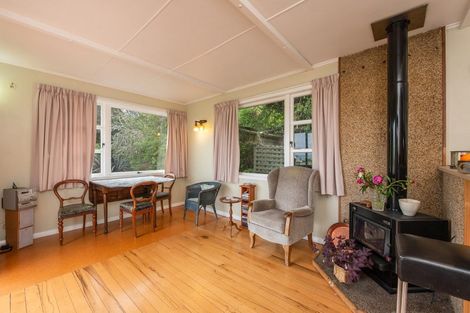 Photo of property in 44 Acheron Road, Paremata, Porirua, 5026