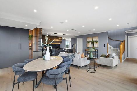 Photo of property in 2 Taku Close, Long Bay, Auckland, 0630