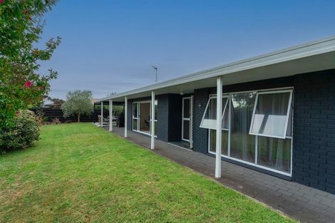 Photo of property in 22 Hibiscus Avenue, Mount Maunganui, 3116