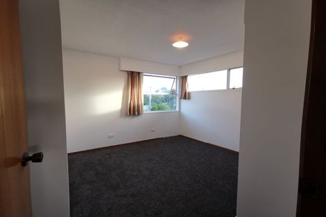 Photo of property in 1/11 Park Avenue, Northcote, Auckland, 0626