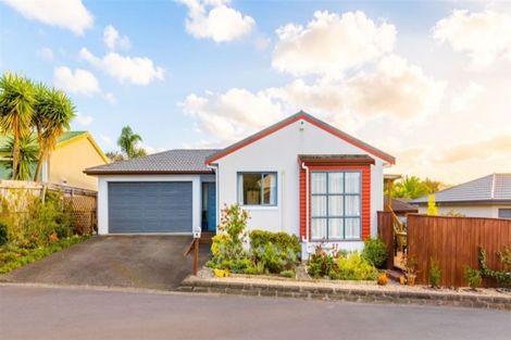 Photo of property in 72b Seabrook Avenue, New Lynn, Auckland, 0600