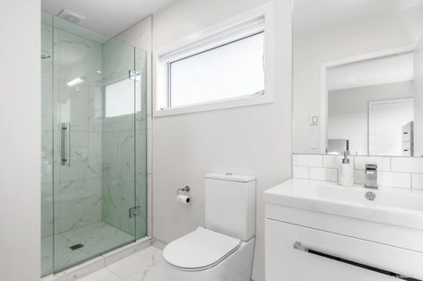 Photo of property in 56e Nicholson Road, Khandallah, Wellington, 6035