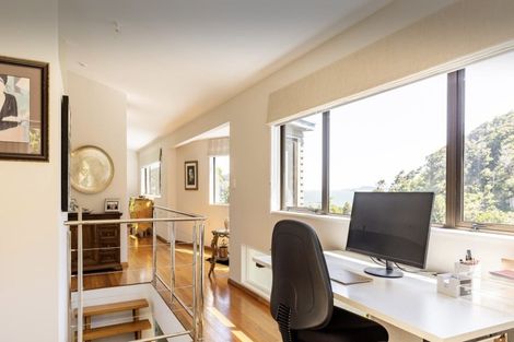 Photo of property in 136 Cheviot Road, Lowry Bay, Lower Hutt, 5013