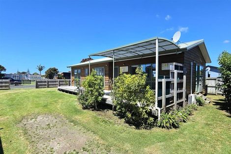 Photo of property in 192 Ngaio Drive, Matarangi, Whitianga, 3592