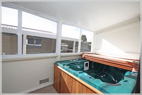 Photo of property in 14a Reeve Street, Foxton, 4814