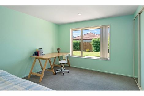 Photo of property in 5 Cassinia Gardens, Aidanfield, Christchurch, 8025