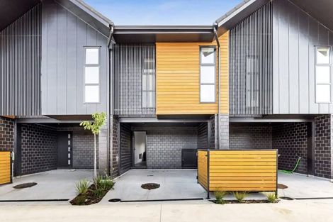 Photo of property in 86 Papatupu Way, Kumeu, 0810