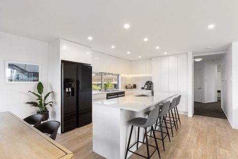 Photo of property in 113 Litten Road, Cockle Bay, Auckland, 2014