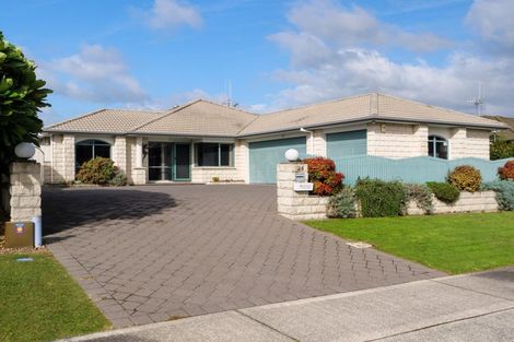 Photo of property in 24 Elderton Avenue, Pyes Pa, Tauranga, 3112