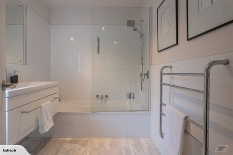 Photo of property in 33a Mcdougall Avenue, St Albans, Christchurch, 8014