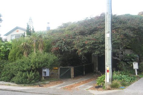 Photo of property in 140 Wellington Road, Paekakariki, 5034