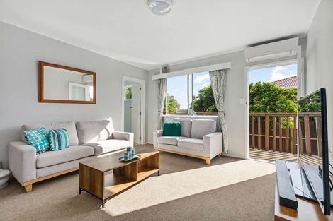 Photo of property in 2/259 Royal Road, Massey, Auckland, 0614