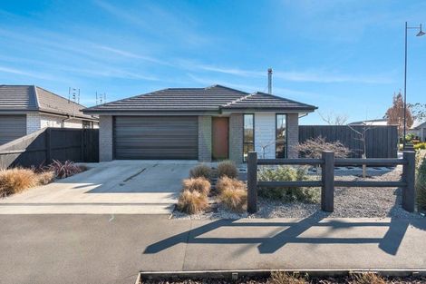 Photo of property in 43 William Deans Drive, Prebbleton, 7604