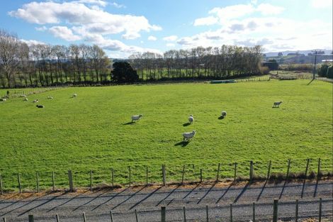 Photo of property in 1 Halls Road, Pahiatua, 4910