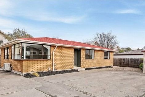 Photo of property in 1/100 Purchas Street, Edgeware, Christchurch, 8013