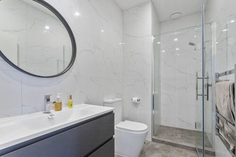 Photo of property in 5b Northboro Road, Hauraki, Auckland, 0622