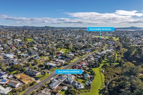Photo of property in 76a Ennis Avenue, Pakuranga Heights, Auckland, 2010