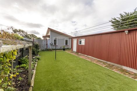 Photo of property in 17 Kiwi Avenue, Waikuku Beach, 7473