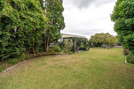 Photo of property in 4 Pulham Crescent, Queenwood, Hamilton, 3210