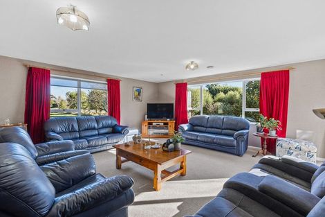 Photo of property in 35 Saint John Street, Southbridge, 7602