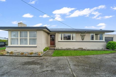 Photo of property in 1 Braemar Street, Kew, Invercargill, 9812