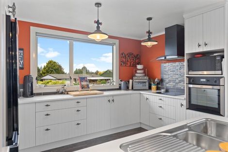 Photo of property in 14 Lauriston Street, Tokoroa, 3420