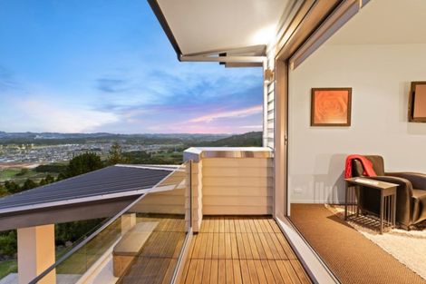 Photo of property in 55 Pinetone Road, Kumeu, 0892