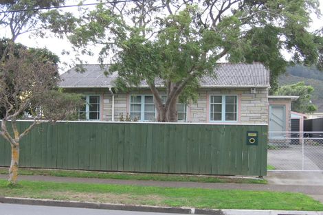 Photo of property in 34 Compton Crescent, Taita, Lower Hutt, 5011