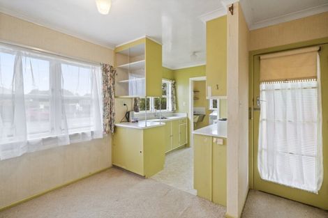 Photo of property in 105 Liverpool Street, Levin, 5510