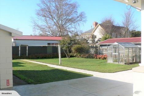 Photo of property in 8 Kinnaird Place, Hillmorton, Christchurch, 8025