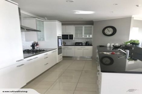 Photo of property in 3/14 Brougham Street, New Plymouth, 4310