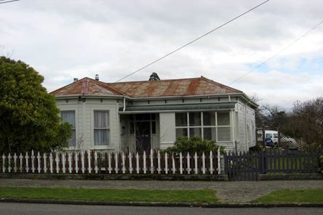 Photo of property in 28 Sussex Street, Masterton, 5810